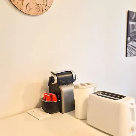 Joli T3 Moderne Avec Terrasse&climatisation