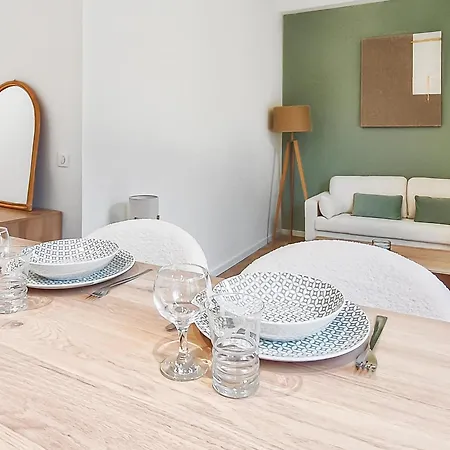 Apartment Le Cocon De Nice T2 Une Chambre A Coucher Salon Avec Cuisine Equiper Plage Terrasse *