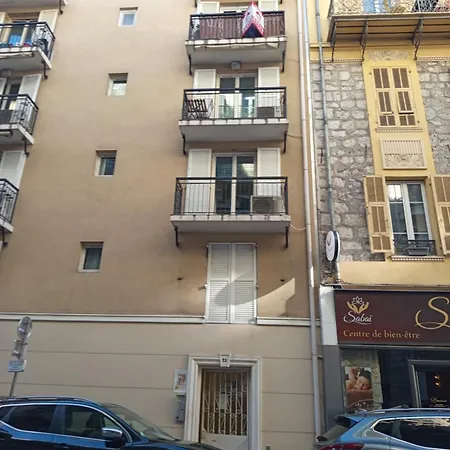 Close The And The Negresco Apartment *