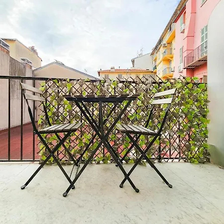 Apartment Place Massena Hyper Center *