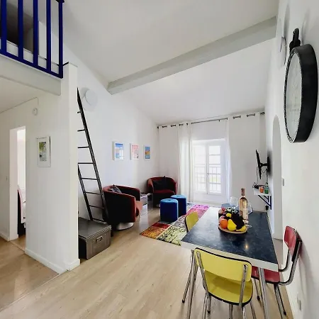 Aux Portes Du Vieux-nice - 2chambres / 4 Personnes - & A/c Appartement Nice