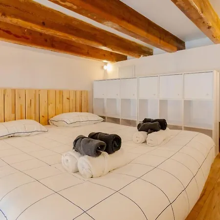 Avec Coin Nuit, Plein Centre Appartement *