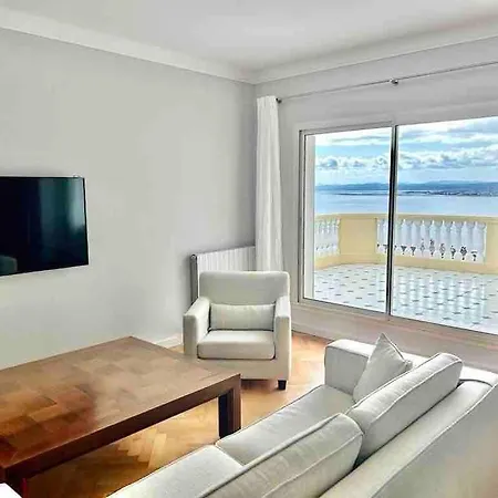 With Large Terrace & Sea View Over Appartement *