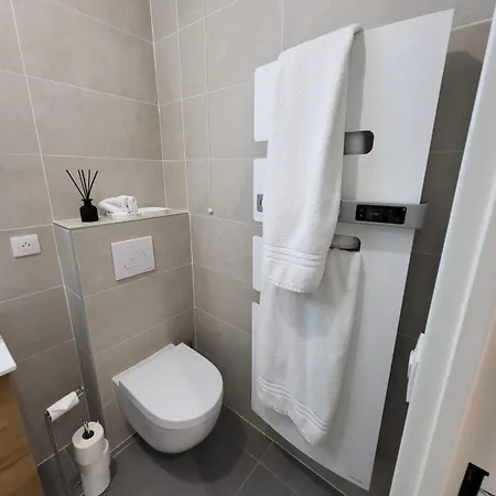 Candide A409 By Avecoeur - Bail Mobilite Apartment Nice
