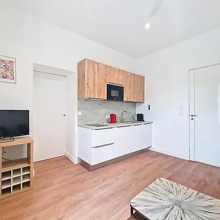 Nestor&jeeves - Cocon Alberti - Close Center - Balcony Apartment