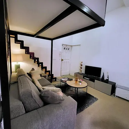 Wehost - Le Choeur De - 2 Lits / 4 Pers - Vieux Apartment