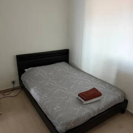3 Avec Piscine Et Parking Prive Apartment *
