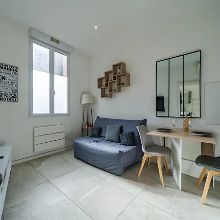Cosy - Est Apartment *