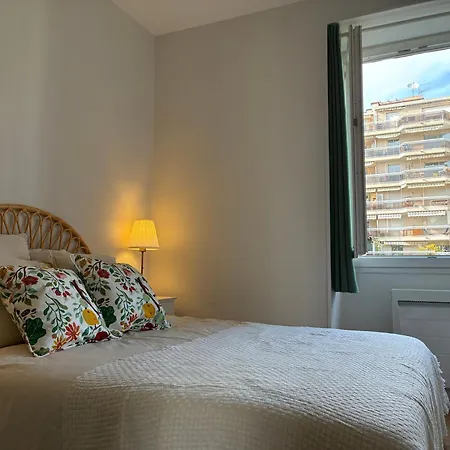 Cosy Proche Tramway - Liberation Apartment
