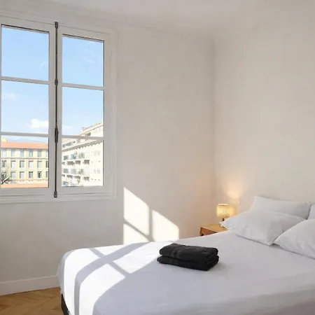 Sublime Au Port De Apartment *
