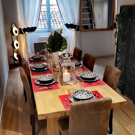 Charming Spacious Duplex Vieux Nice, 6 People Apartment