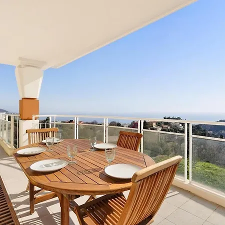 Apartment 3br Flat With Sea View Balcony - Pool & Parking *