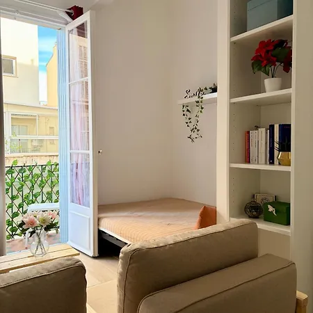 Avec Balcon - Centre-ville&plage à 2 Min Appartement *