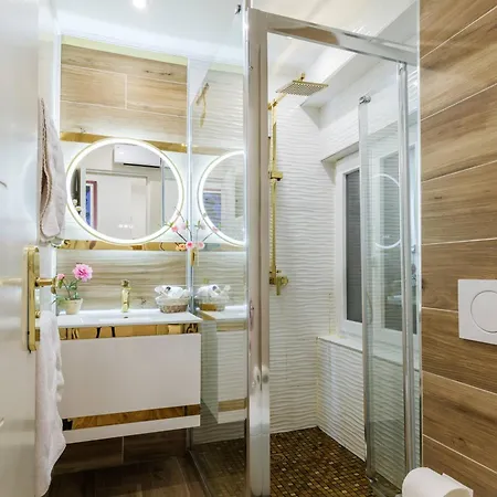 Apartment 9 Rue Pairoliere