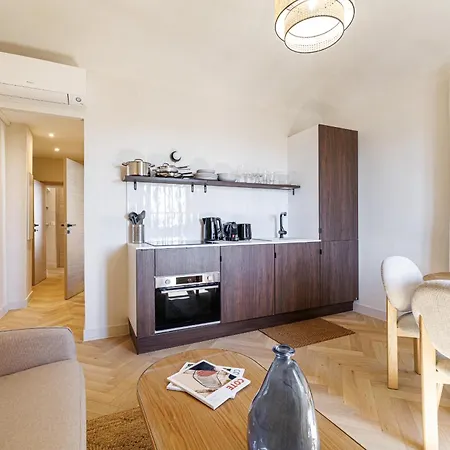 62 Carnot Lot 6 - Renove - Climatise - 2 Nice