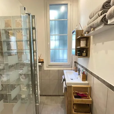 Centre Ville, à 5 Min, Grand Cosy Appartement *