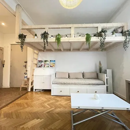 Apartment Centre Ville, A 5 Min, Grand Cosy