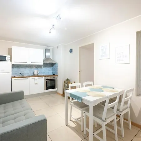 Apartment 2 Bedroom In The Center Of Old Town *