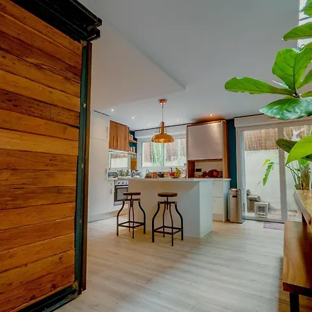 Apartment Loft Moderne Et Familial- Port De - 2 Chambres- Parking - Climatisation