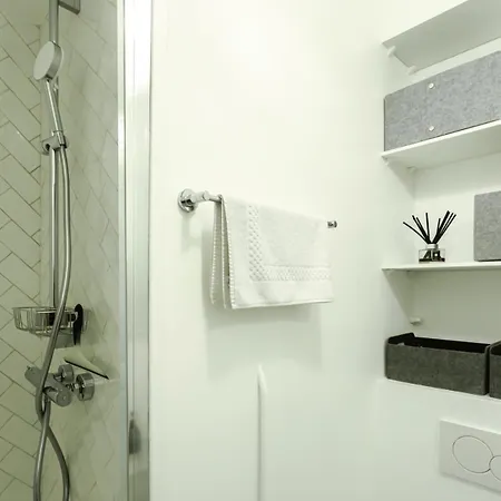 Apartment #59 Staywiz Us - Duplex Massena 1 Bdr Ac - 5 Mins Walk To Sea *