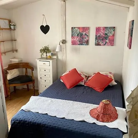 Holiday home Charming Nicoise House *