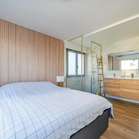 Apartment Sea View And Premium Comfort With Ac And Wifi *