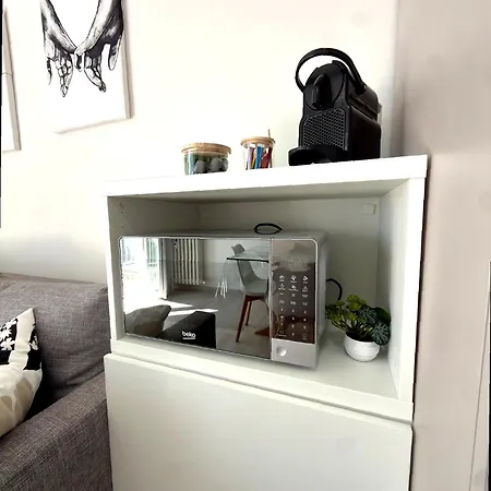 Rénové 3 Chambres, 8 Pers, à 50 M *