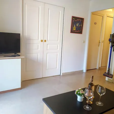 Appartement Wehost Barety - Blooming Balcony Retreat - 3-4prs Nice