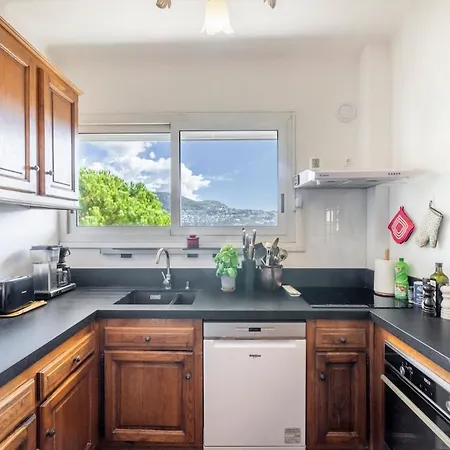 Azur Balcony Classic Charm With View Apartment