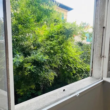 Large For 4 People Appartement