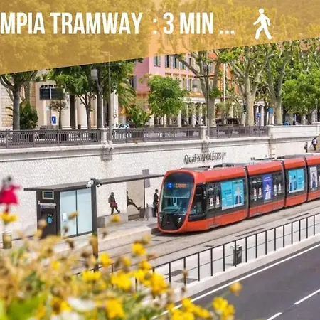 Bright Modern Studio, Port, Walk To Tram And Beach! Appartement Nice