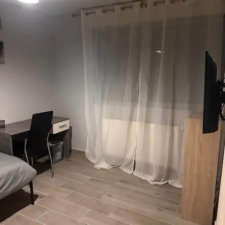 Appartement Nouveau ! Joli 2 Pièces - Proche De La