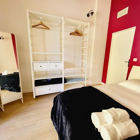 Aux Portes Du Vieux-nice - 2chambres / 4 Personnes - & A/c Appartement Nice