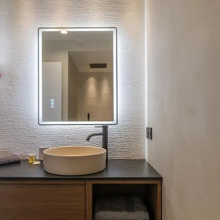 Bright 3 Close To Place Massena Apartment *