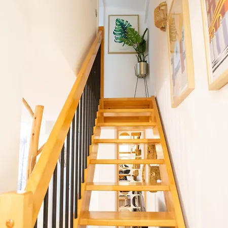 Duplex Carré D'or Au Calme Sur Cour 100m De La *