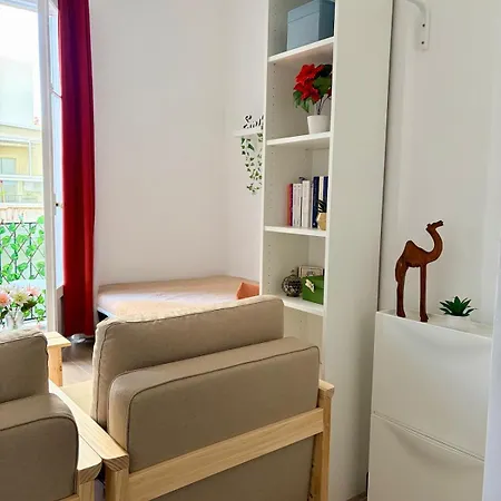 Appartement Avec Balcon - Centre-ville&plage à 2 Min