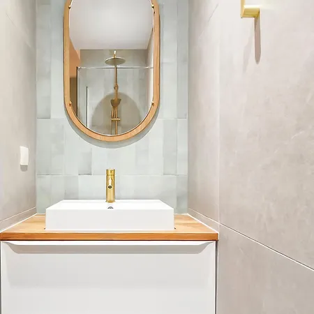 Le Cocon De Nice T2 Une Chambre A Coucher Salon Avec Cuisine Equiper Plage Terrasse Apartment