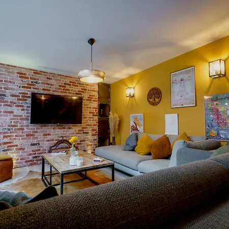 Apartment Loft Moderne Et Familial- Port De - 2 Chambres- Parking - Climatisation *