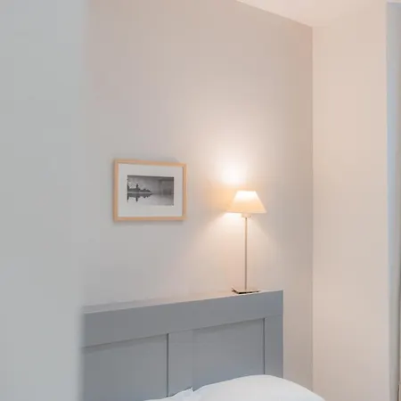Superbe 3 Pieces Centre-ville Climatise Apartment Nice