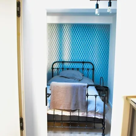 Aux Portes Du Vieux-nice - 2chambres / 4 Personnes - & A/c Appartement *