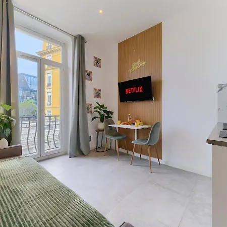 Apartment Center - Charming - 2 Mn Station Train