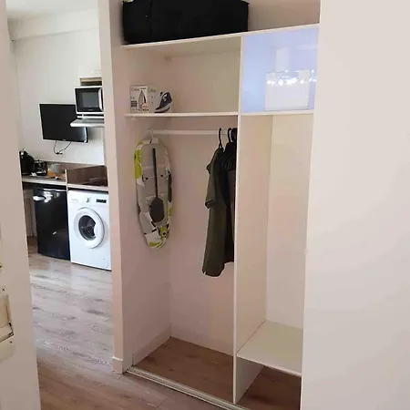 Appartement Promenade Des Anglais-2 Mins Walk To Beach- Charming Duplex -air Conditioning Wi-fi Nice