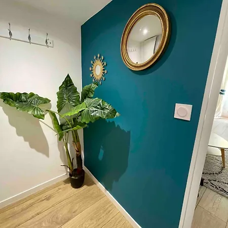 Apartment Charming Spacious Duplex Vieux Nice, 6 People Nice