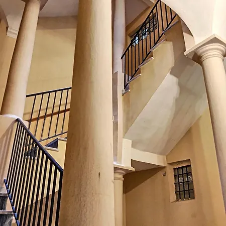 Charming Spacious Duplex Vieux Nice, 6 People Apartment