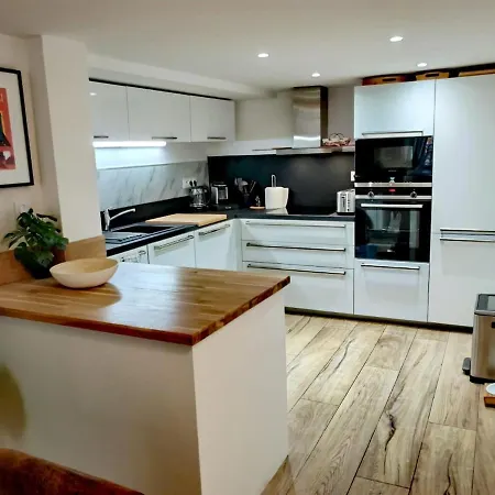 Apartment Charming Spacious Duplex Vieux Nice, 6 People Nice