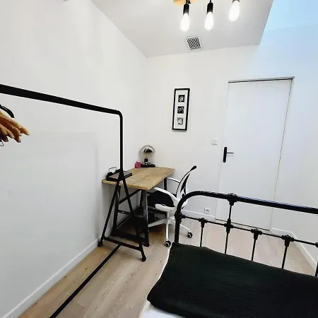Aux Portes Du Vieux-nice - 2chambres / 4 Personnes - & A/c Nice