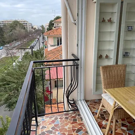 Very With Sea View Close To Airport Apartment