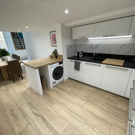 Charming Spacious Duplex Vieux Nice, 6 People * Nice
