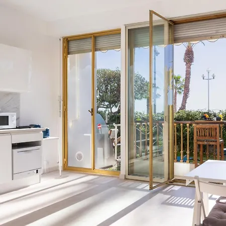 Wehost Prom- Jardin & -coeur Promenade Des Anglais-2 Personnes / 1 Canape-lit * Nice