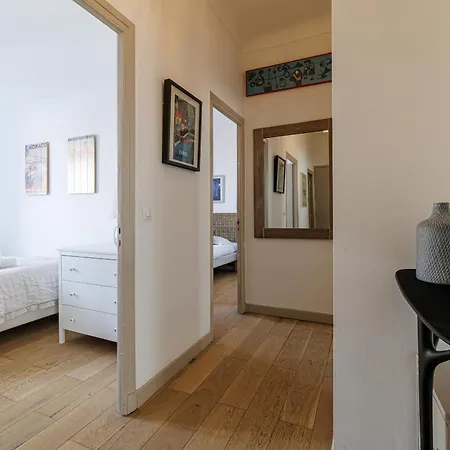 Wide & 3 Bdr - Ac & Balcony Apartment Nice